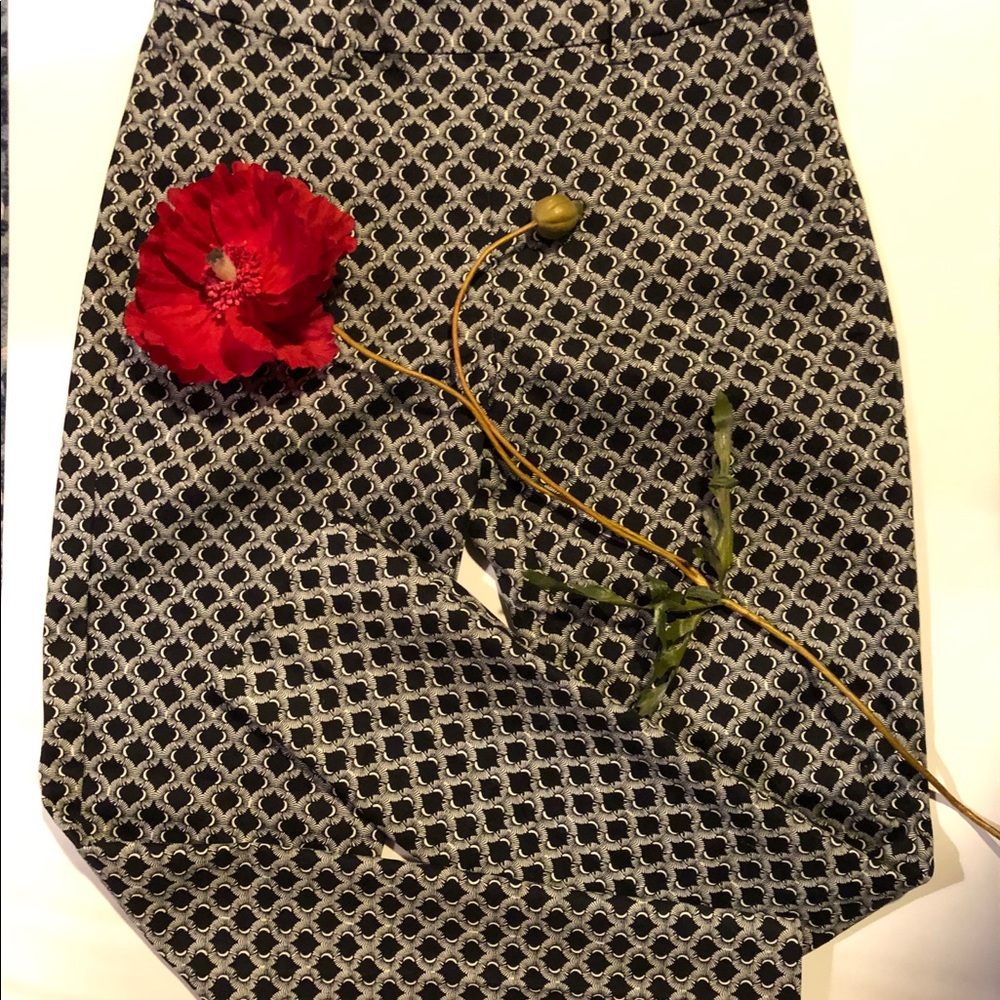🌹H&M Slim Fit Black Printed Stretch Pants🌹